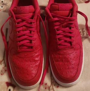 Red Nike Air Force 1